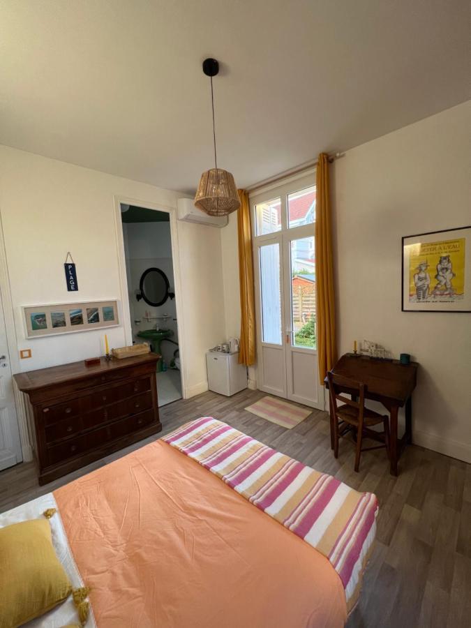 Chambre Sur La Falaise De Pontaillac Vaux-sur-Mer Eksteriør bilde